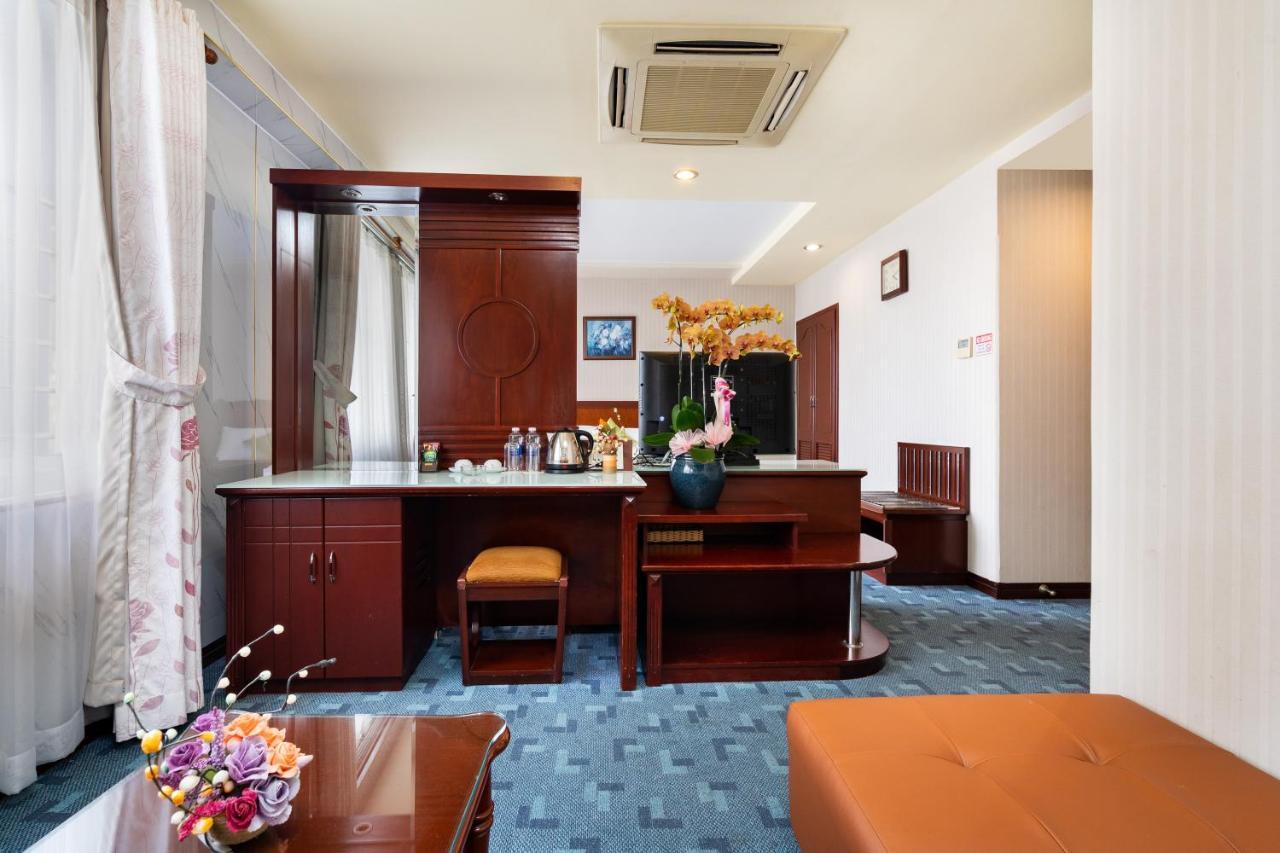 Lucasta Saigon Hotel مدينة هوشي منه المظهر الخارجي الصورة