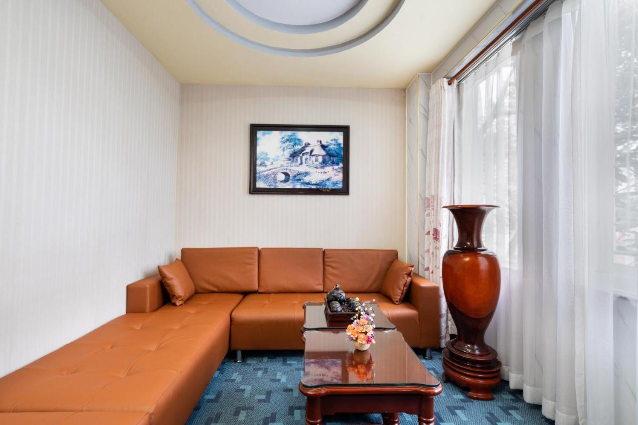 Lucasta Saigon Hotel مدينة هوشي منه المظهر الخارجي الصورة